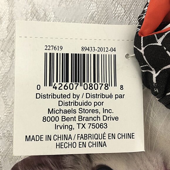 Celebrate It Halloween Ruffled Collar/Wristband/Hair Scrunchie (Set of 2) - Picture 9 of 10